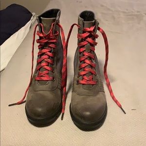 Great condition Sorel Lexie Wedge Waterproof Boot